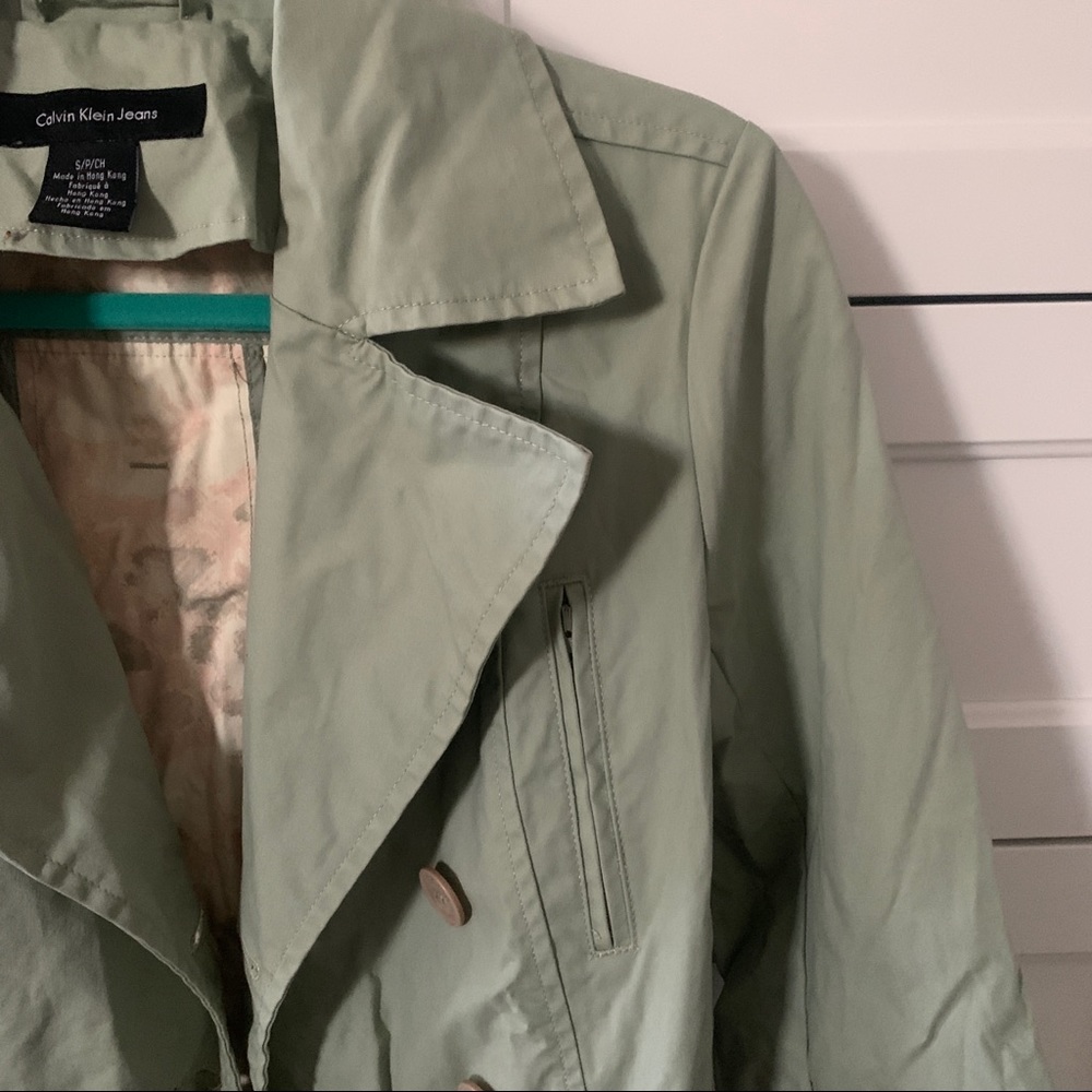 Lovely Calvin Klein Trench Coat-Small - Picture 3 of 6